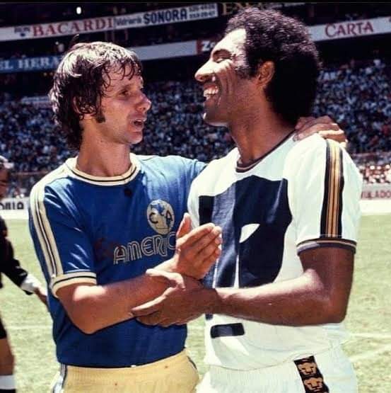 Pumas 1976 Jersey Retro
