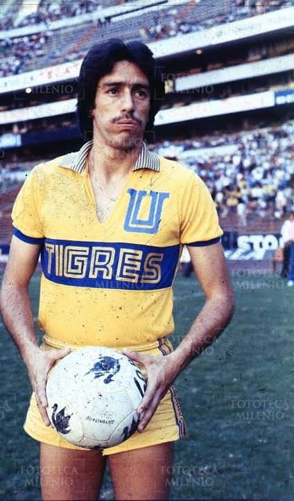 Tigres 1980 Retro Jersey